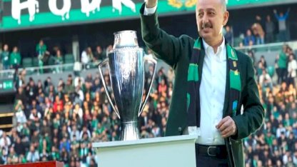 Başkan Büyükakın'dan Kocaelispor’a 60. yıl mesajı