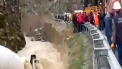 Bitlis Hizan’da beton mikseri kazası