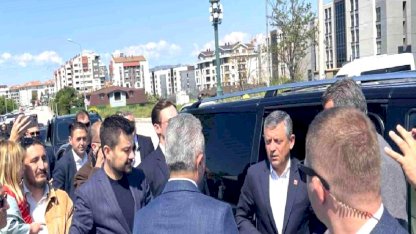 CHP Genel Başkanı Özel, tutuklu Mustafa Bozbey'i cezaevinde ziyaret etti