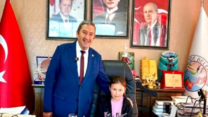 Darende Belediyesi'nde 23 Nisan'da makam çocuklara emanet edildi