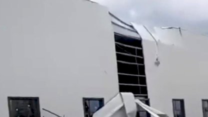 Diyarbakır'da Rüzgar Çatı Uçurdu