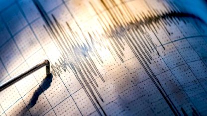 Endonezya açıklarında 7,4 büyüklüğünde deprem