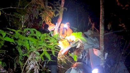 Endonezya’da helikopter faciası: 8 ölü