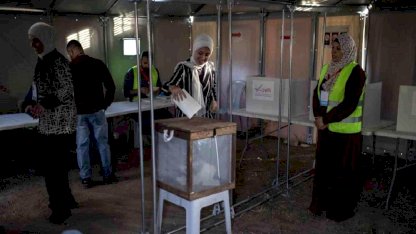 Filistinliler yerel seçim için sandık başında