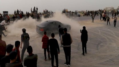 Gazze’de gençler, drift gösterisiyle savaşa inat eğlendiler