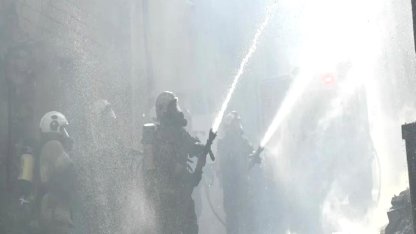 İzmir Konak’ta bina yangını kontrol altında