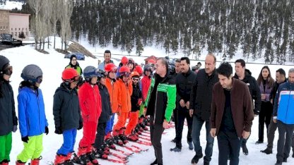 Kayak Sevinci: Kars'ta 2000 Çocuk Kayakla Tanıştı