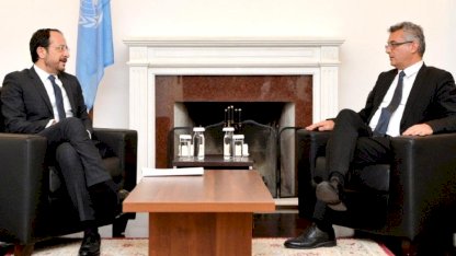 KKTC lideri Tufan Erhürman ile GKRY lideri Nikos Hristodulidis bir araya geldi