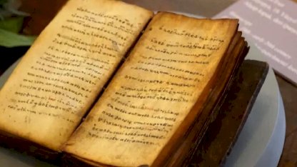 Kültür varlığı kaçakçılığıyla mücadelede önemli iade... Etiyopya’ya el yazması eser teslim edildi