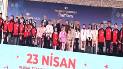 Meclis Bahçesi çocuklarla şenlendi