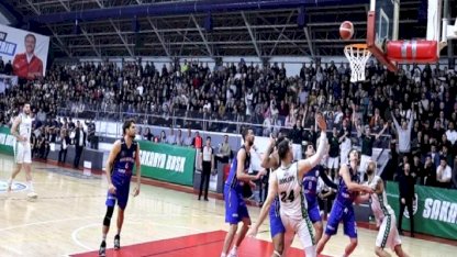 Sakarya yarı finalde ikinci maçına hazırlanıyor