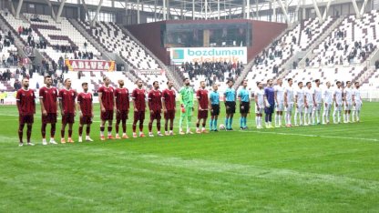 Süper Lig'de de mücadele etmişti! 98 yıllık tarihi kulüp küme düştü