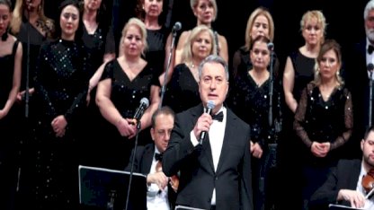 TRT Koro'dan Denktaş Anısına Konser