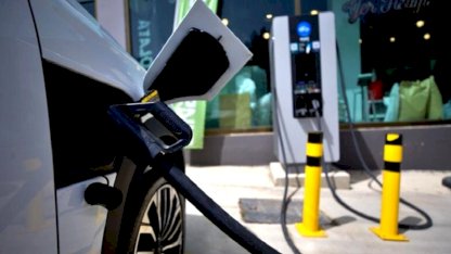 Türkiye'de ilk çeyrek otomobil satışları: Yarısı elektrikli ve hibrit