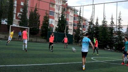 Uzmanlar uyardı: Halı saha maçları gizli kalp hastalıklarını tetikliyor