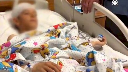 Van'da köpeklerin yaraladığı çocuğun tedavisi sürüyor