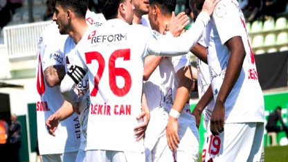 Vanspor, Serik Spor karşısında farka koştu