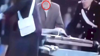 Yıllar sonra ortaya çıkan görüntü! Şimdi olsa yer yerinden oynar