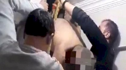 Yozgat'ta eşine ulaşmak için girdiği havalandırma boşluğunda sıkıştı