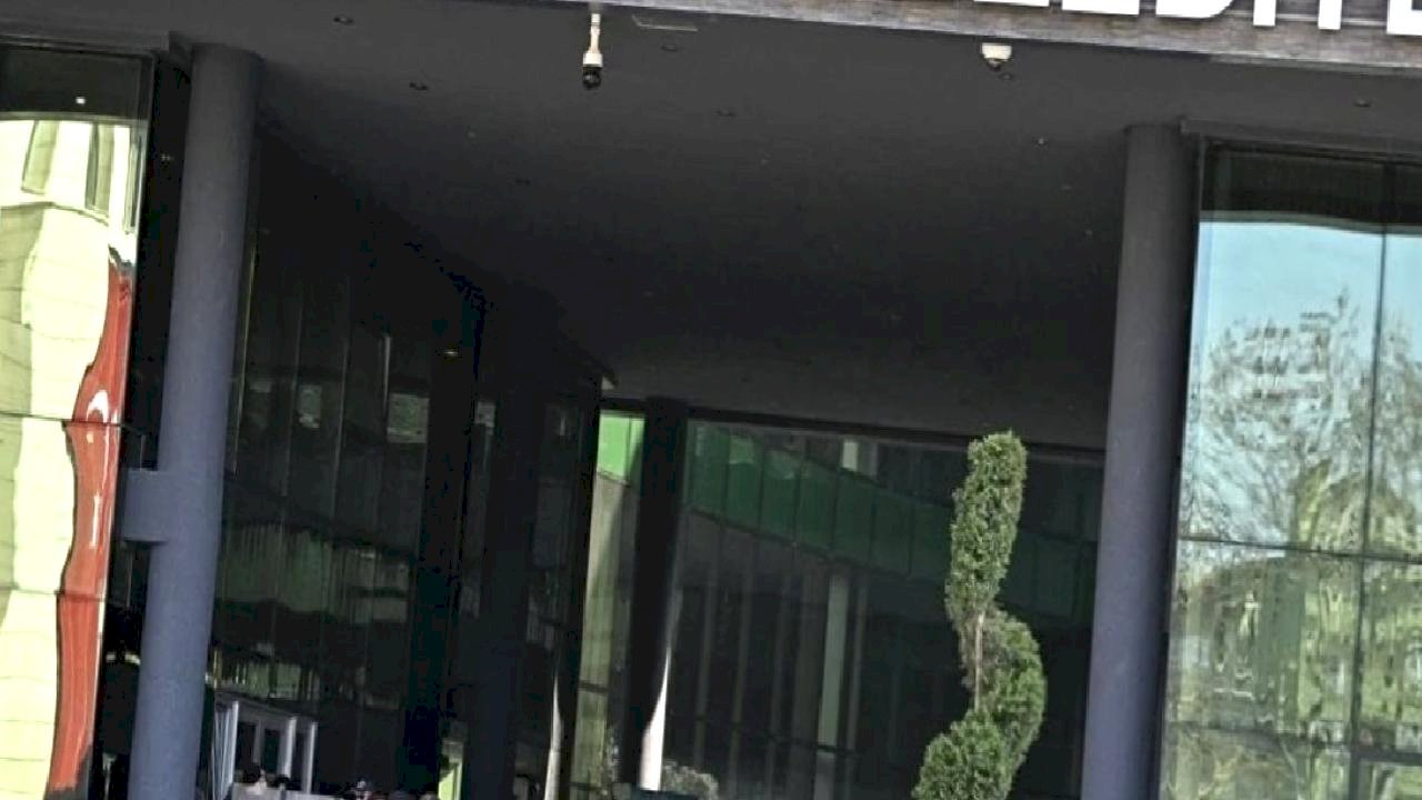 Üsküdar Belediyesine yönelik soruşturma: Gözaltına alınan 21 şüpheli adliyede