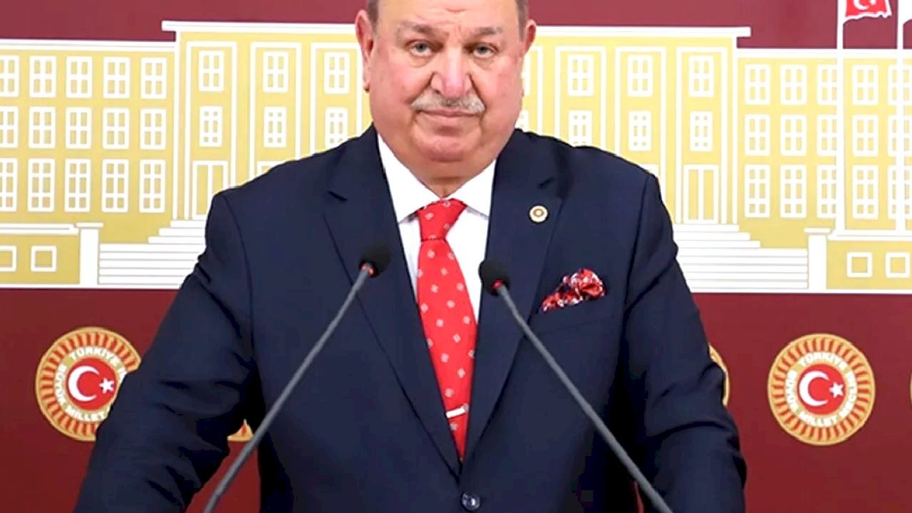 Yeniden Refahlı Bekin'den Tom Barrack tepkisi