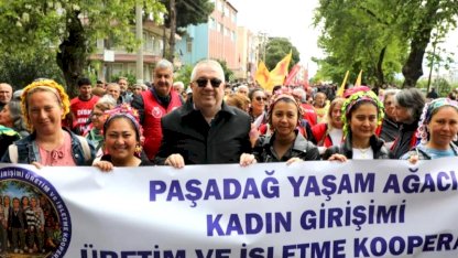 Balıkesir Edremit’te 1 Mayıs coşkuyla kutlandı