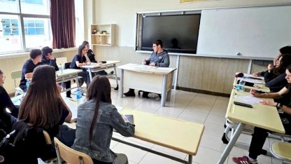 Bursa Mudanya'da liselilerin 'münazara' heyecanı