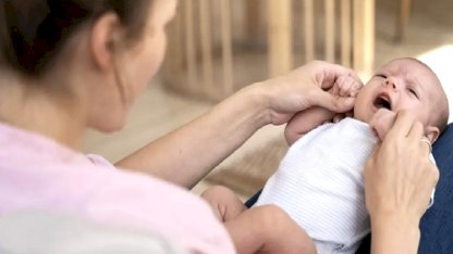 Doğum izni 24 haftaya çıktı, sosyal yardımlar genişledi! Yeni yasa yürürlükte