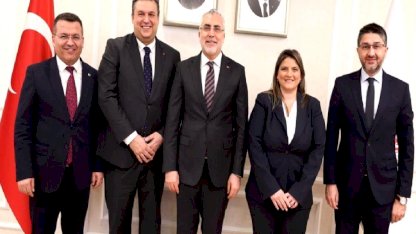 İtalyan Şef Claudio Chinali'ye Turkuaz Kart