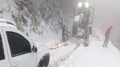 Kocaeli'de kar altında kamp keyfi tatsız bitecekti!